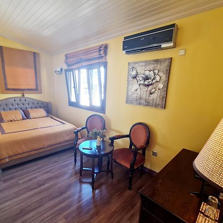 Sofia Boutique Hotel キレニア エクステリア 写真