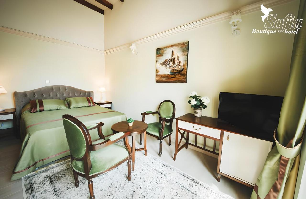 Sofia Boutique Hotel キレニア エクステリア 写真