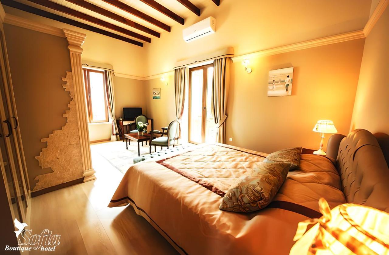 Sofia Boutique Hotel キレニア エクステリア 写真