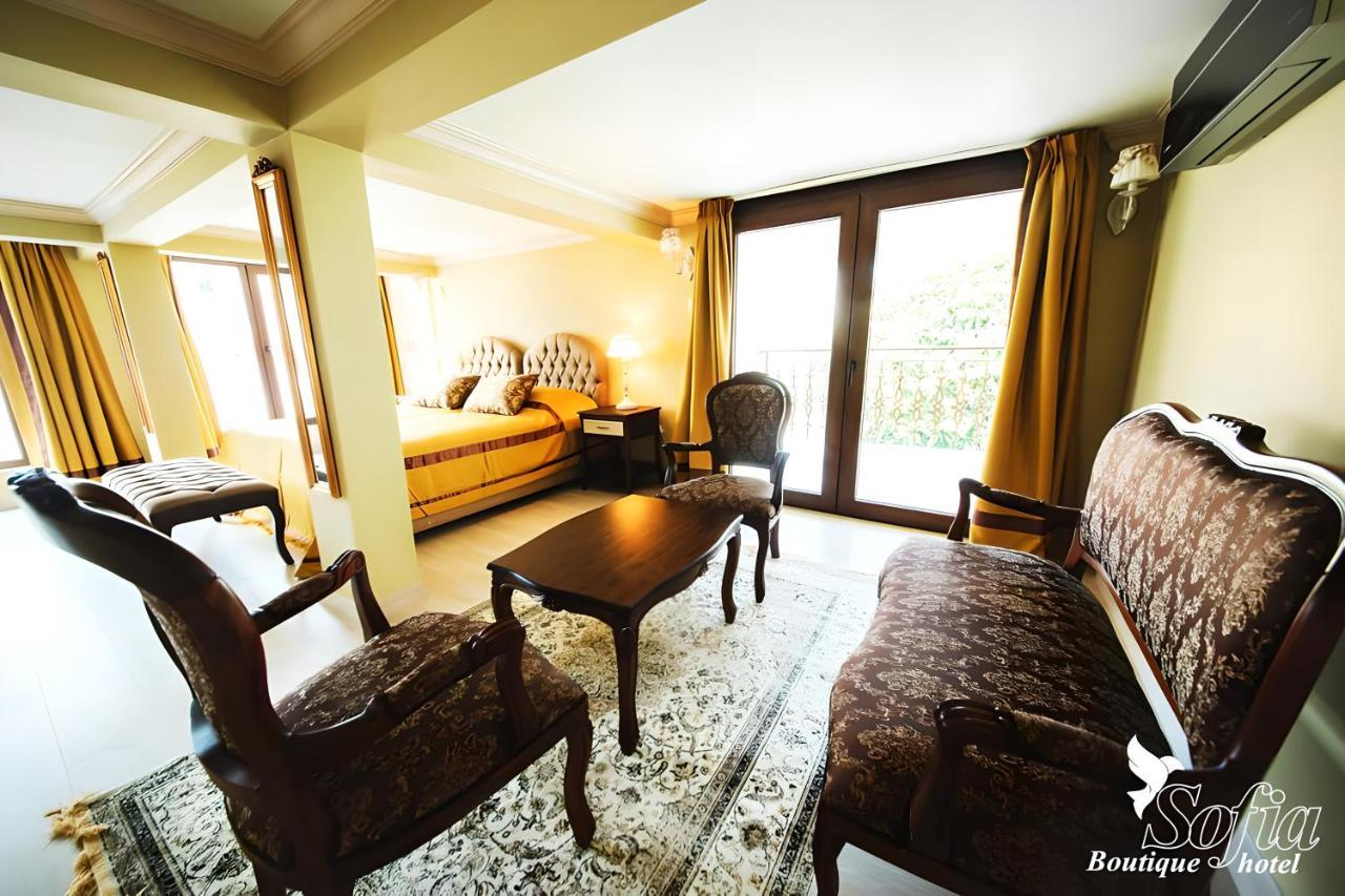 Sofia Boutique Hotel キレニア エクステリア 写真