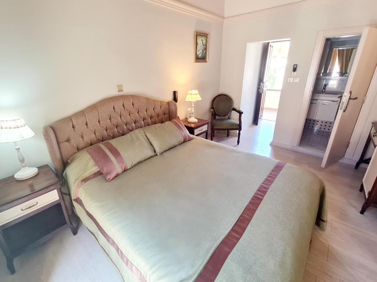 Sofia Boutique Hotel キレニア エクステリア 写真