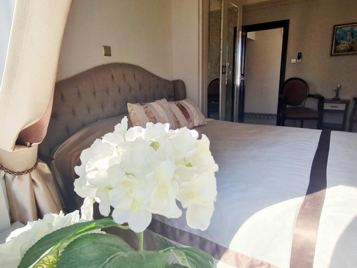 Sofia Boutique Hotel キレニア エクステリア 写真
