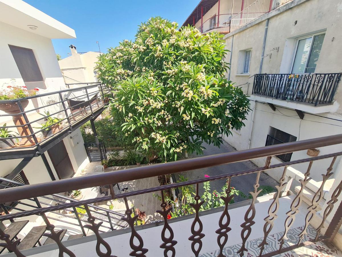 Sofia Boutique Hotel キレニア エクステリア 写真