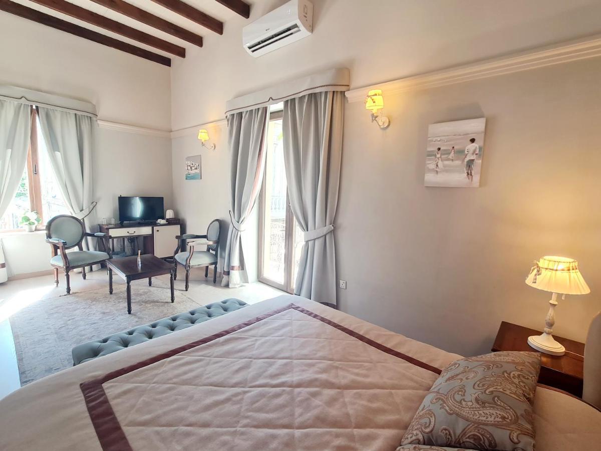 Sofia Boutique Hotel キレニア エクステリア 写真